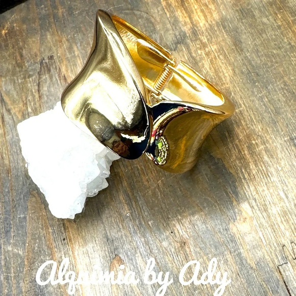 Lux maximalist gold cuff chunky bangle bracelet statement - Picture 1 of 6